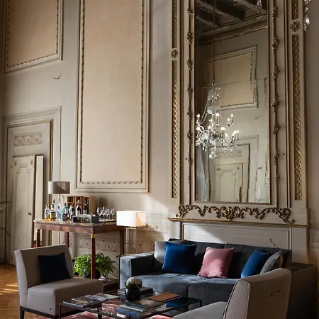 Leone Blu | Esperienze Hotel Florence