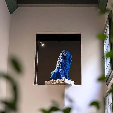 Leone Blu | Esperienze 2*
