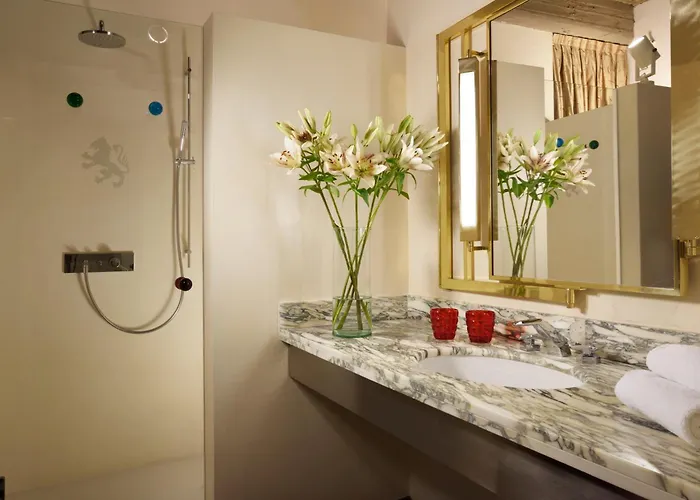 Leone Blu | Esperienze 2*