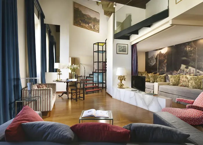 Leone Blu | Esperienze 2* Firenze