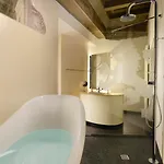 Leone Blu | Esperienze 2* Florence
