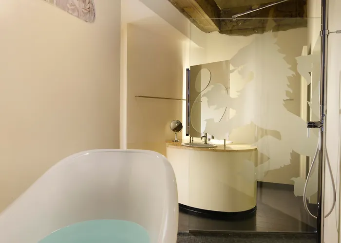 Leone Blu | Esperienze 2* Florence